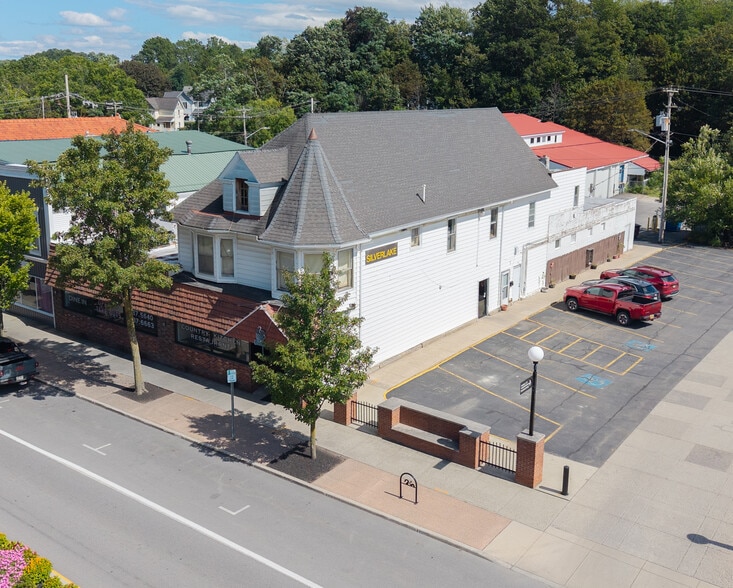 32-34 Main St, Perry, NY for sale - Building Photo - Image 2 of 17