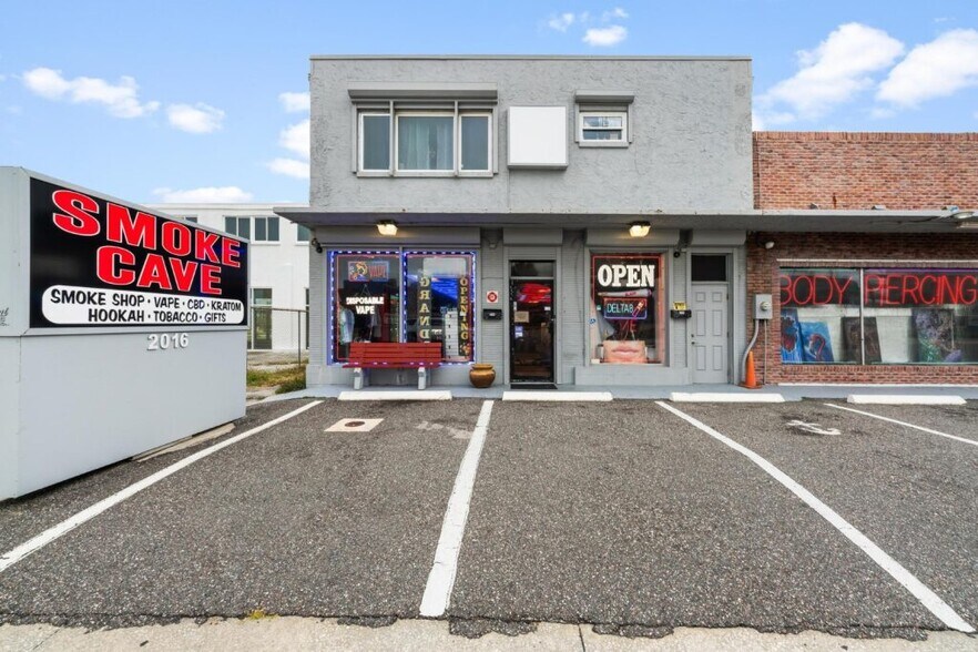 2016 S Atlantic Ave, Daytona Beach, FL for sale - Primary Photo - Image 1 of 14