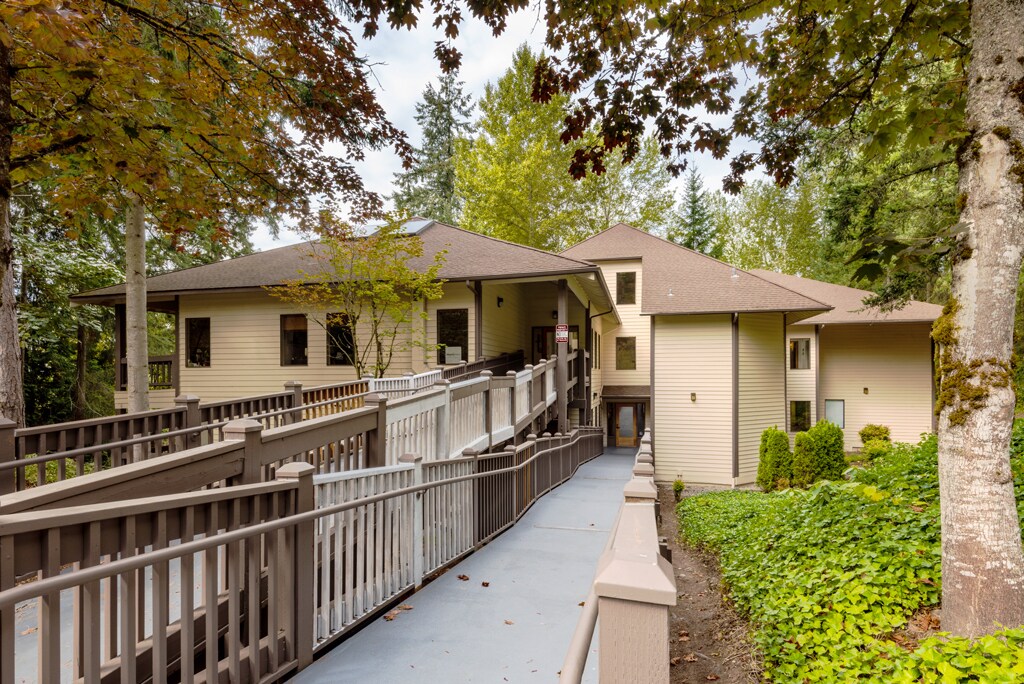 3805 108th Ave NE, Bellevue, WA à louer Photo principale- Image 1 de 7
