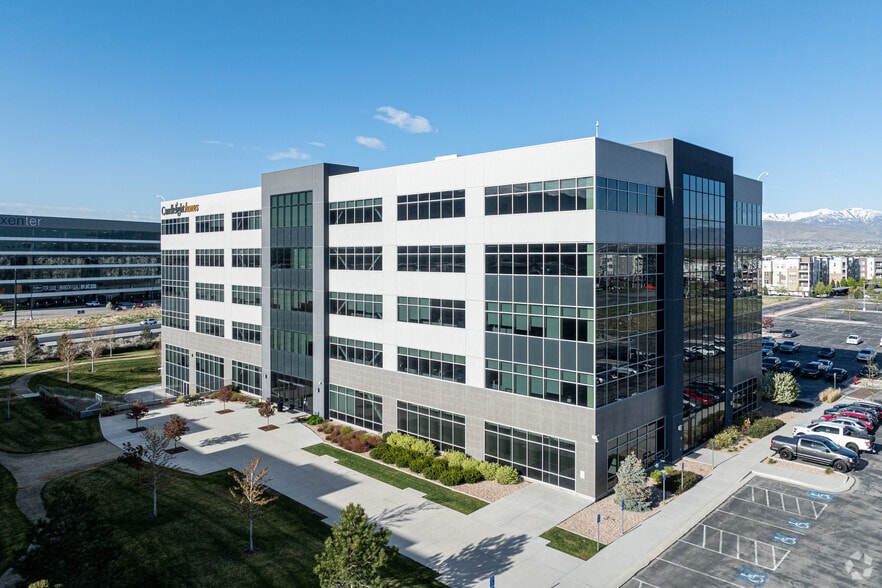 339 W 13490 S, Draper, UT for sale - Primary Photo - Image 1 of 1