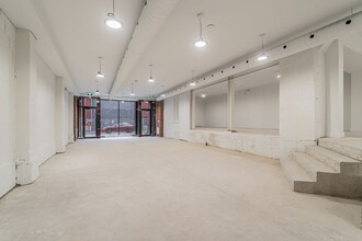 217-219 Rue Young, Montréal, QC for lease Interior Photo- Image 2 of 13