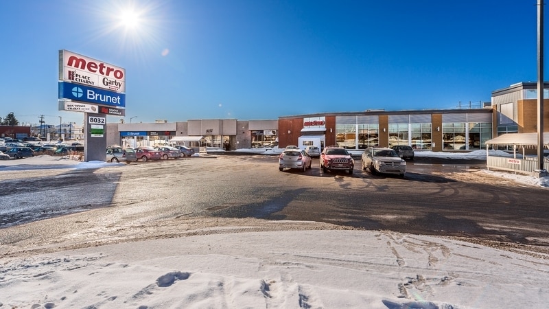 8032 Av Des Églises, Lévis, QC à louer - Photo principale - Image 1 de 1