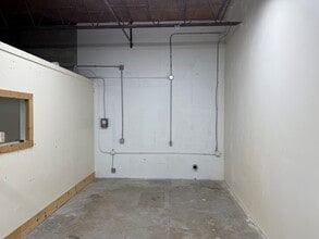5840 Ulmerton Rd, Clearwater, FL for lease Interior Photo- Image 1 of 8