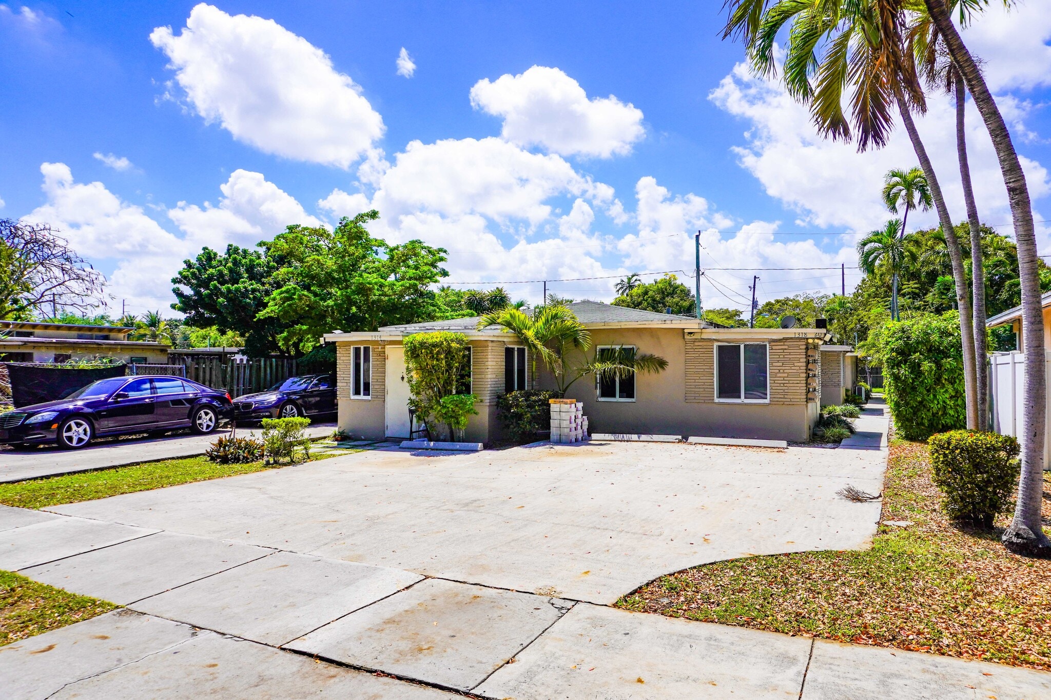 1314 S 20th Ave, Hollywood, FL for sale Primary Photo- Image 1 of 9