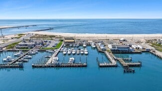 Plus de détails pour 369 Dune Rd, Hampton Bays, NY - Spécialité à vendre
