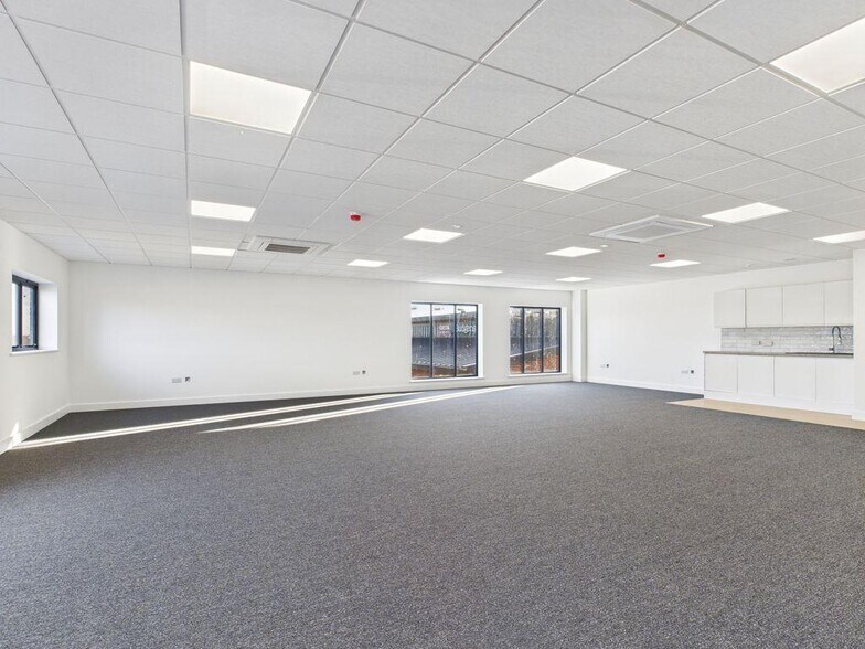 15 Newbolt Close, Stowmarket à louer - Photo du bâtiment - Image 2 de 12