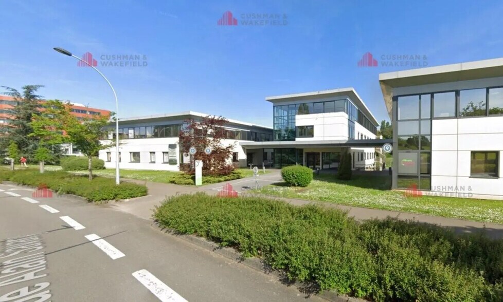 Bureau dans Besançon à louer - Photo du bâtiment - Image 3 de 4