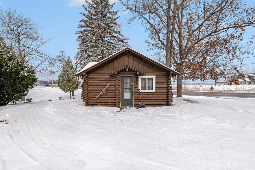 6444 E M 115, Cadillac, MI for sale - Building Photo - Image 2 of 12