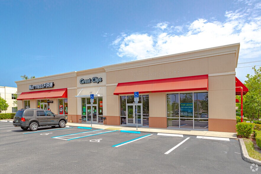 3317-3321 W Hillsboro Blvd, Deerfield Beach, FL à louer - Photo du bâtiment - Image 2 de 10