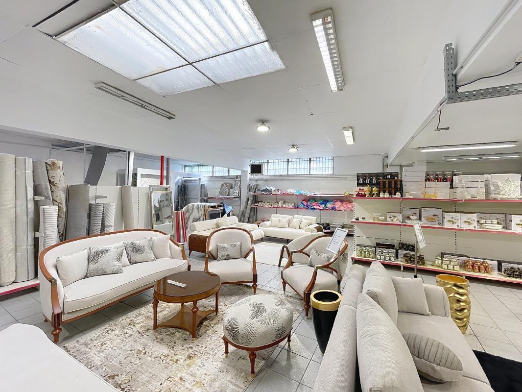 7 Rue Galilée, Villeurbanne for lease Interior Photo- Image 1 of 13