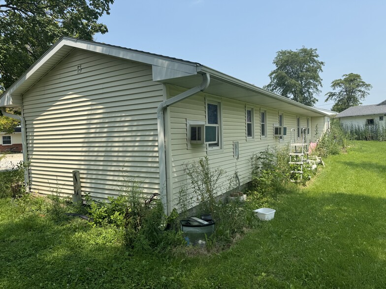 108 Pearl St, Bedford, IA for sale - Building Photo - Image 3 of 16