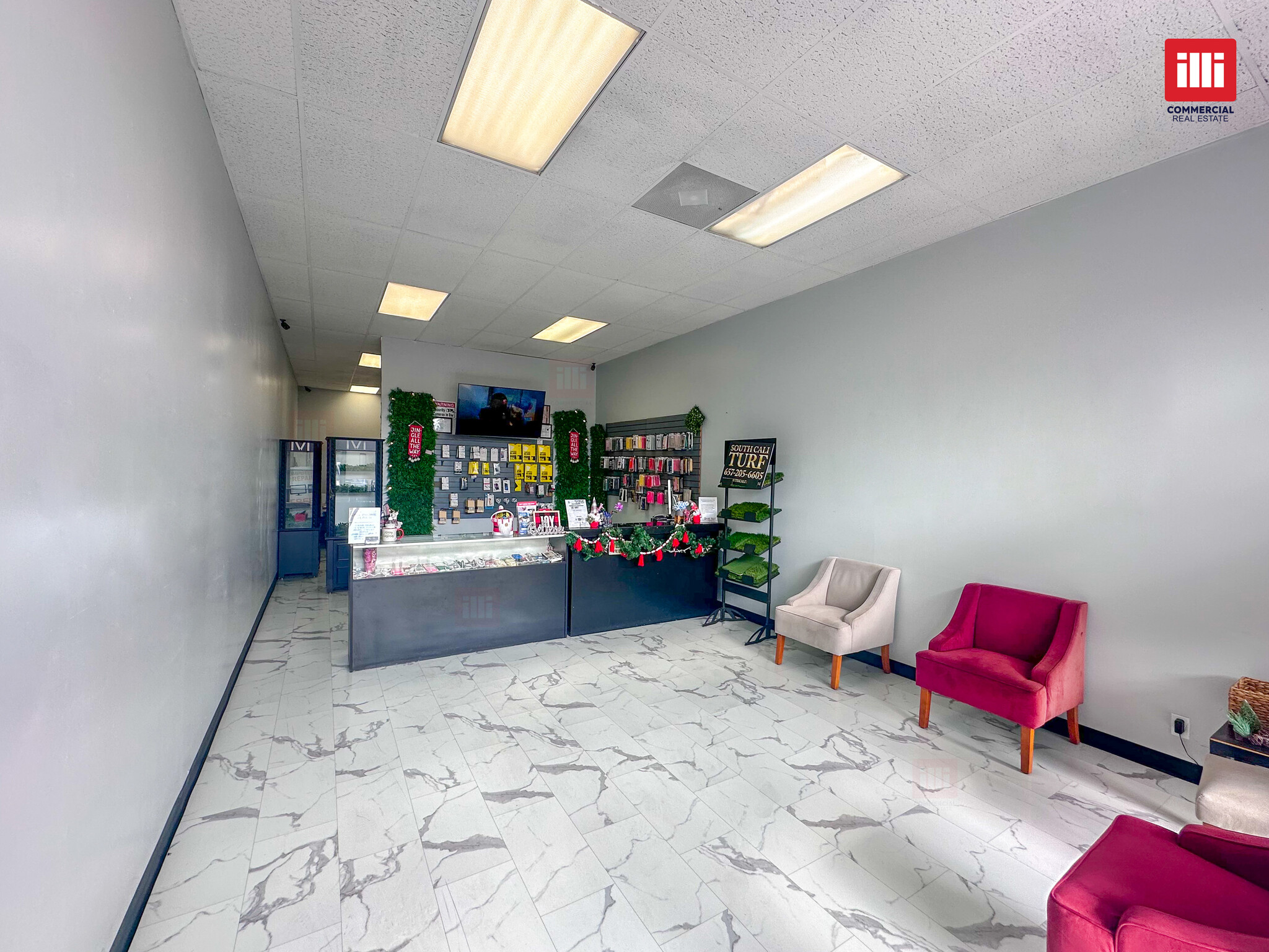 17143 Bellflower Blvd, Bellflower, CA for lease Interior Photo- Image 1 of 5