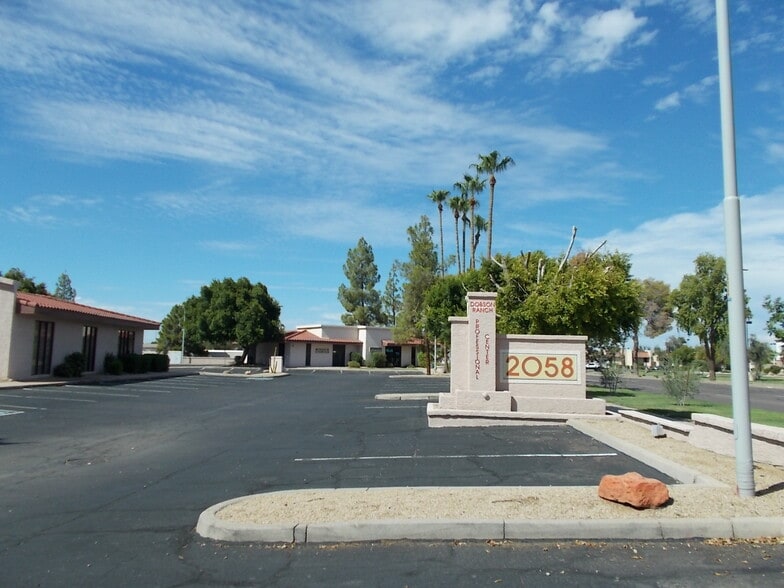 2058 S Dobson Rd, Mesa, AZ for lease - Building Photo - Image 3 of 27