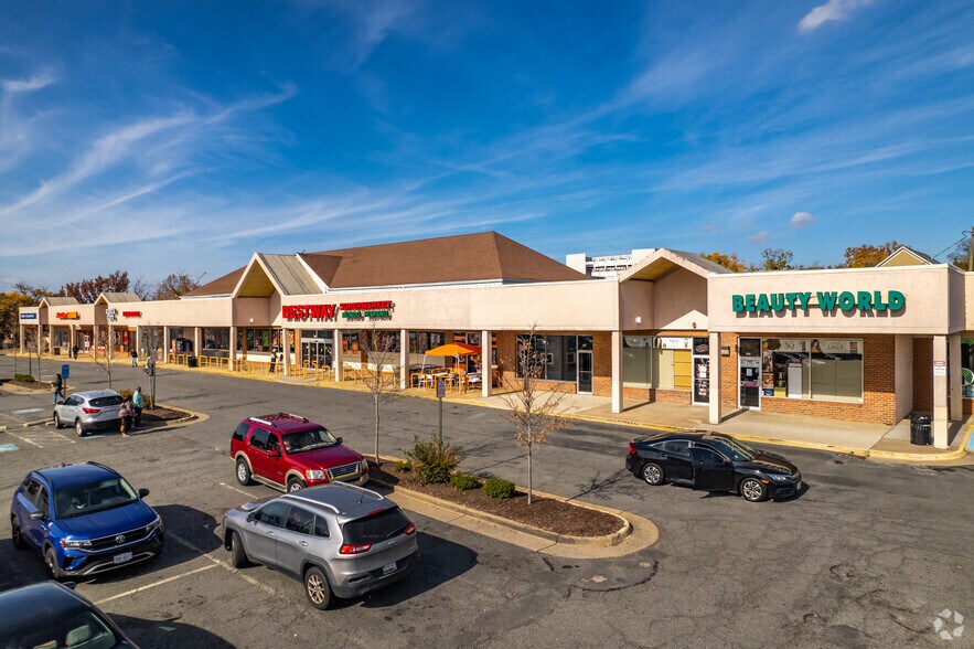 1-199 Elden St, Herndon, VA à louer - Photo du bâtiment - Image 2 de 7