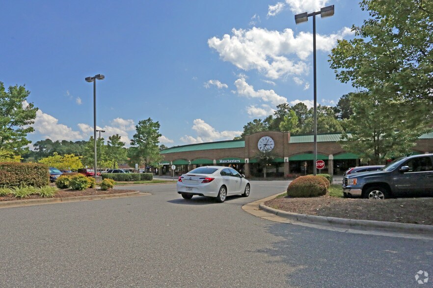 9101 Leesville Rd, Raleigh, NC à louer - Photo du bâtiment - Image 1 de 10
