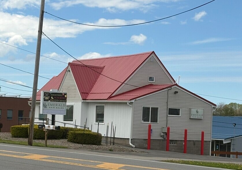 790 Ridge Rd, Webster, NY à louer - Photo du bâtiment - Image 2 de 15