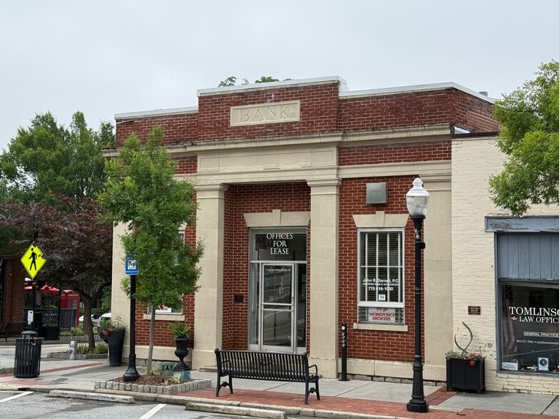 9 S Peachtree St, Norcross, GA for sale - Building Photo - Image 2 of 10