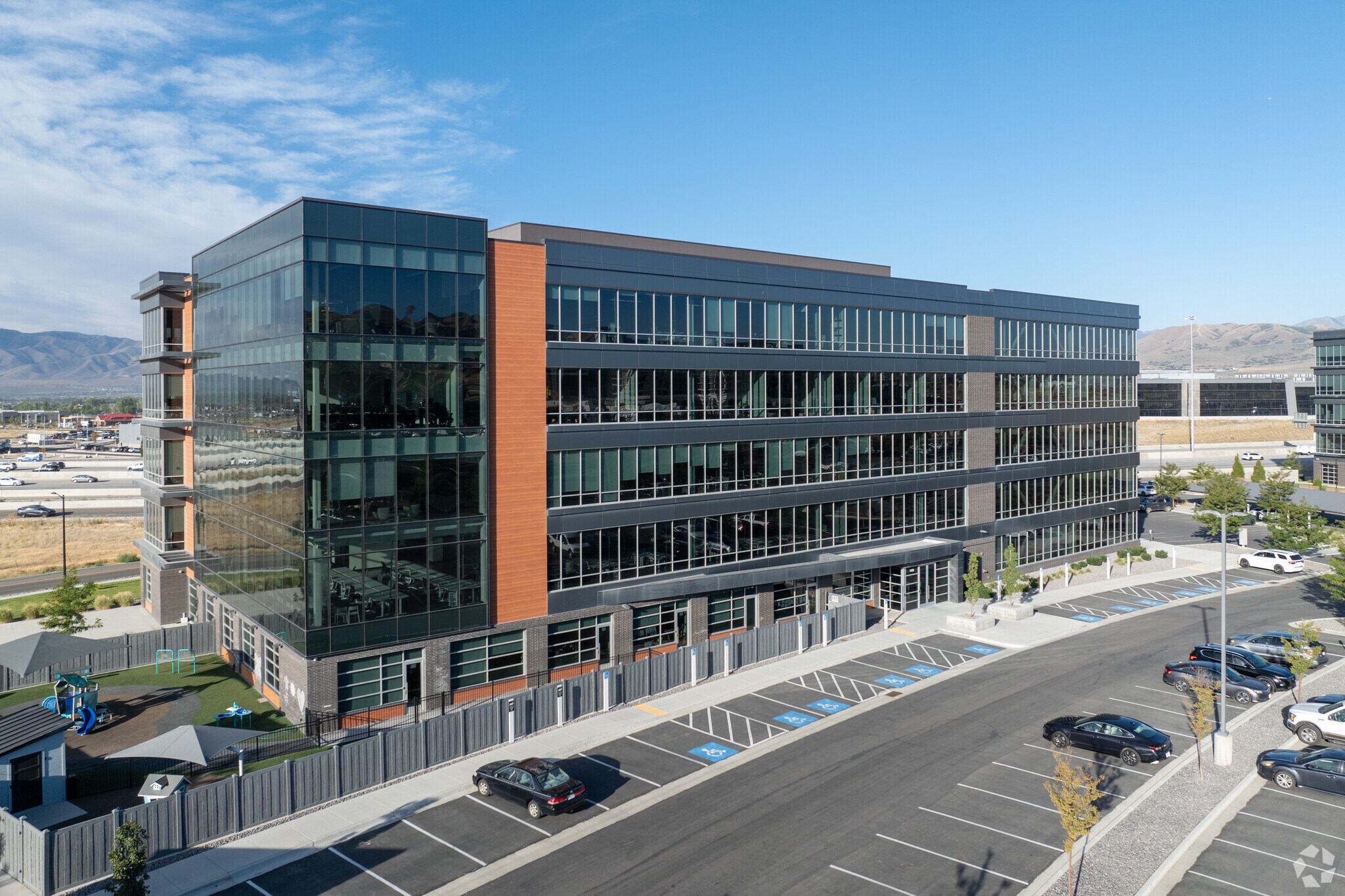 1550 W Digital Dr, Lehi, UT à louer Photo principale- Image 1 de 6