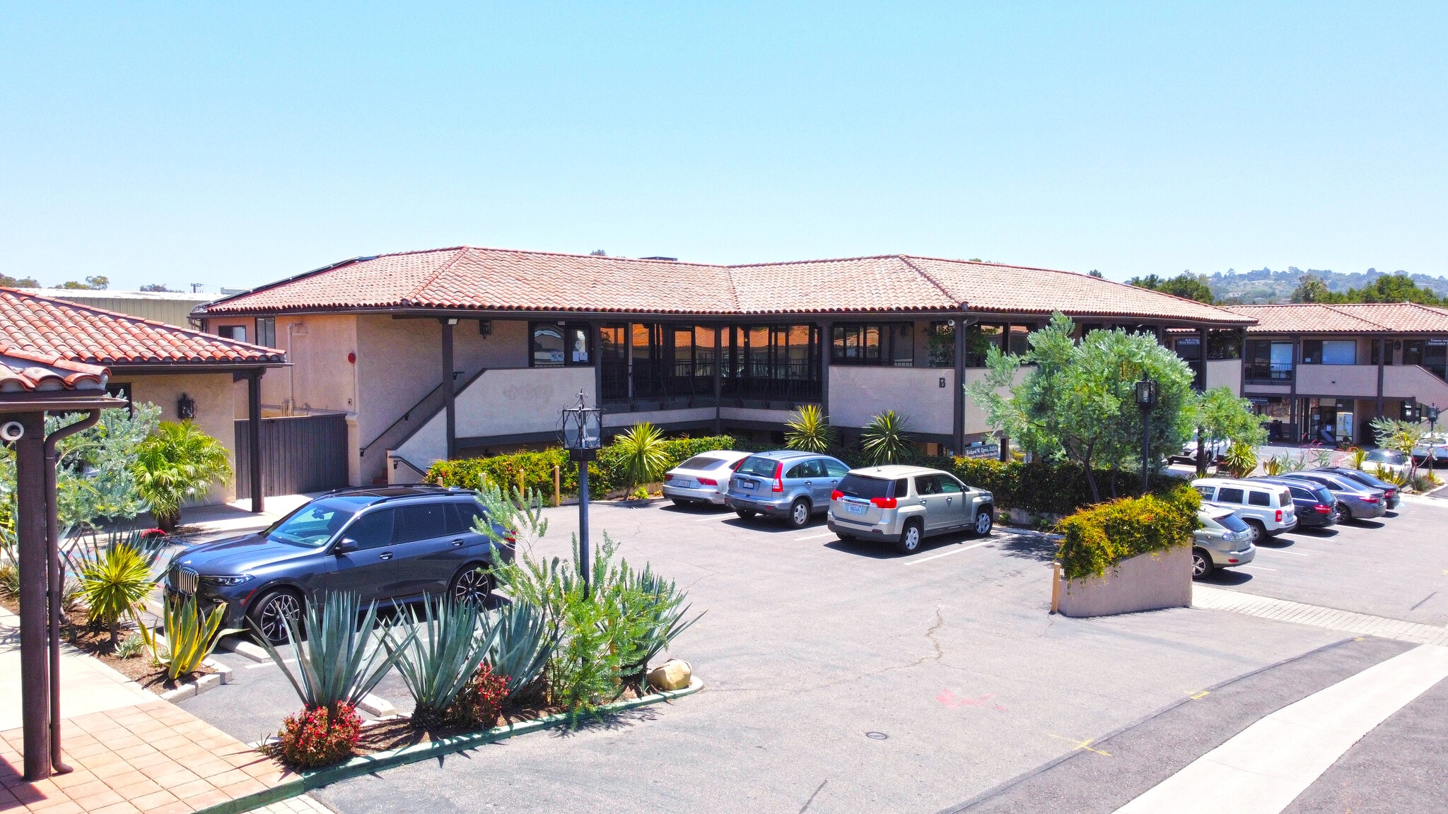 4141 State St, Santa Barbara, CA à louer Photo du bâtiment- Image 1 de 10