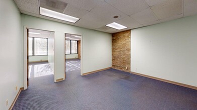 6800 Park Ten Blvd, San Antonio, TX for lease Interior Photo- Image 2 of 3