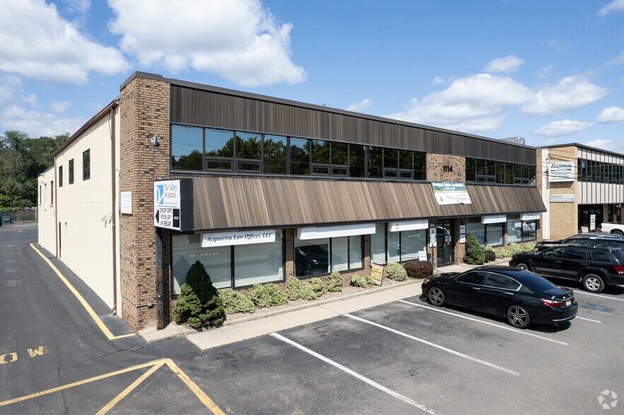 1114 Goffle Rd, Hawthorne, NJ à louer - Photo du bâtiment - Image 3 de 6