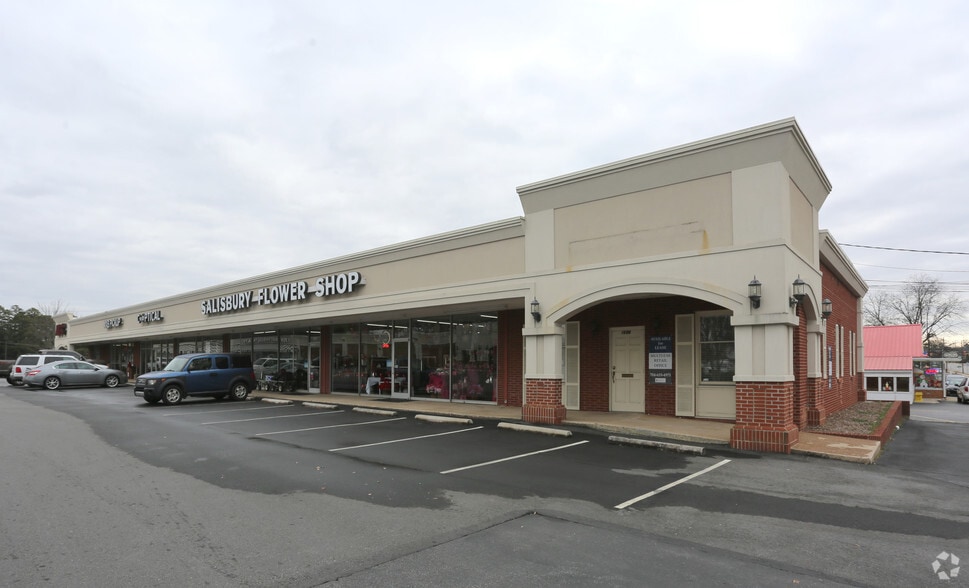 1818 W Innes St, Salisbury, NC for lease - Primary Photo - Image 2 of 6