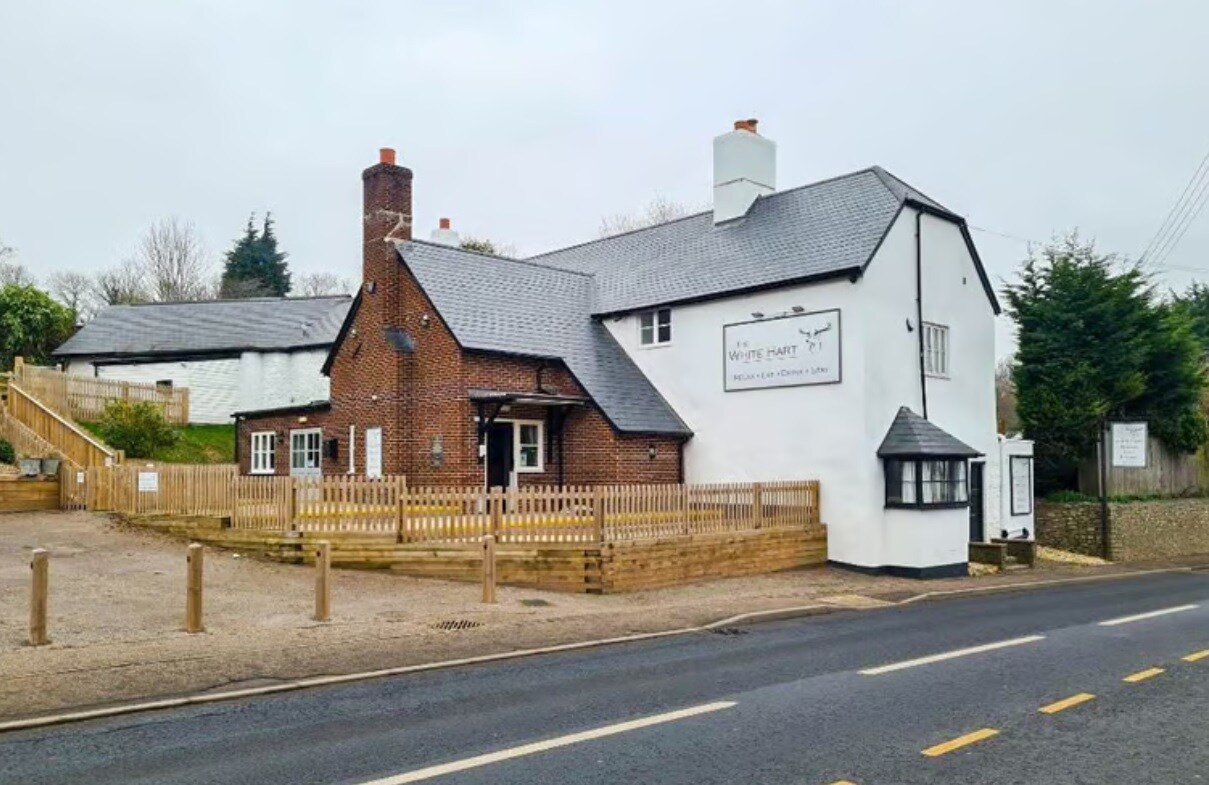 Trafalgar Way, Wilmington for lease Primary Photo- Image 1 of 9