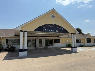 Plus de détails pour 1445 Riverchase Dr, Coppell, TX - Commerce de détail à louer
