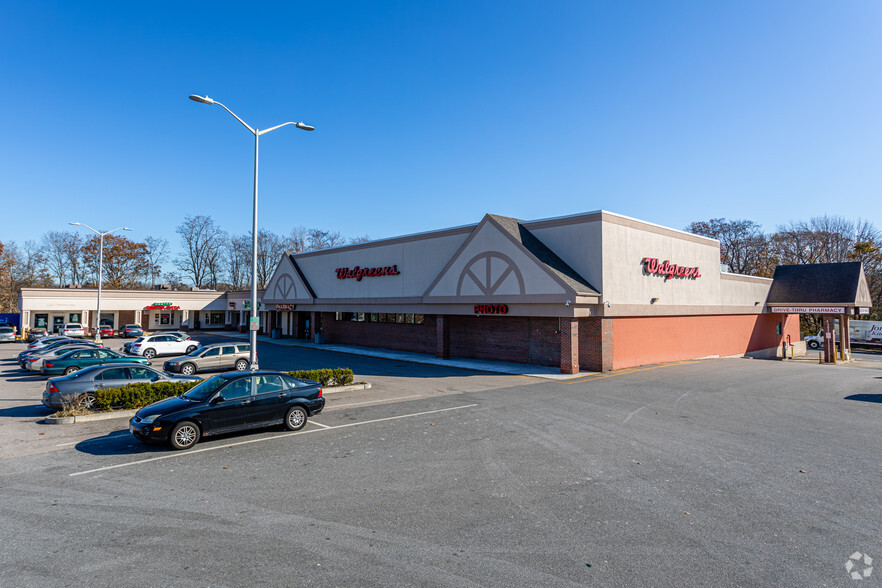 635 Washington St, Canton, MA for lease - Primary Photo - Image 1 of 4