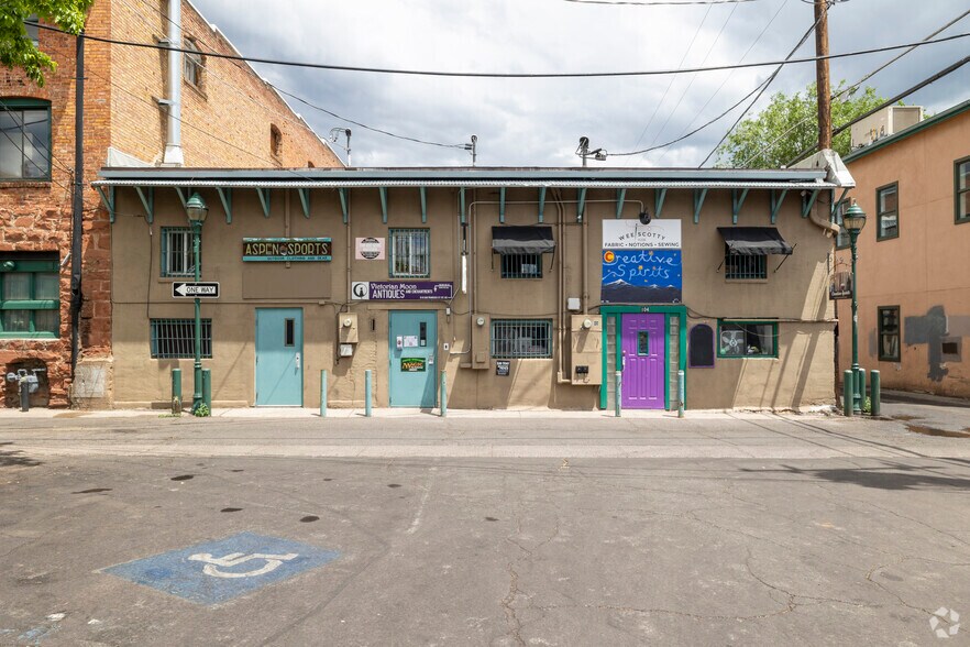 13 N San Francisco St, Flagstaff, AZ à louer - Photo du bâtiment - Image 3 de 5