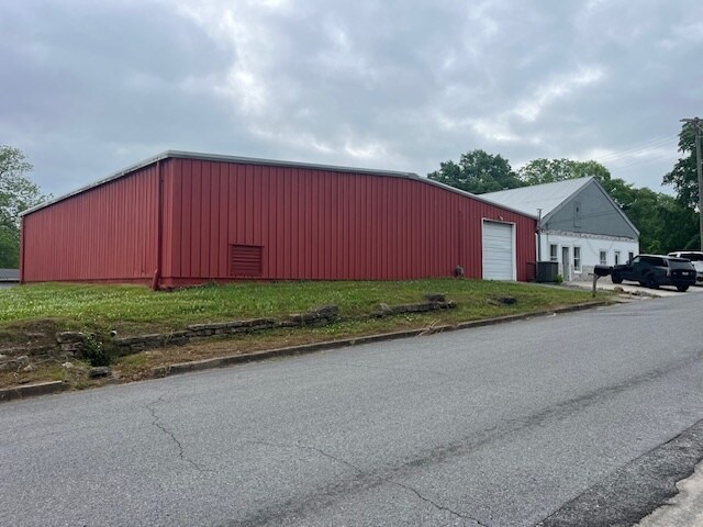217 Sparkman St SW, Hartselle, AL for sale Building Photo- Image 1 of 35