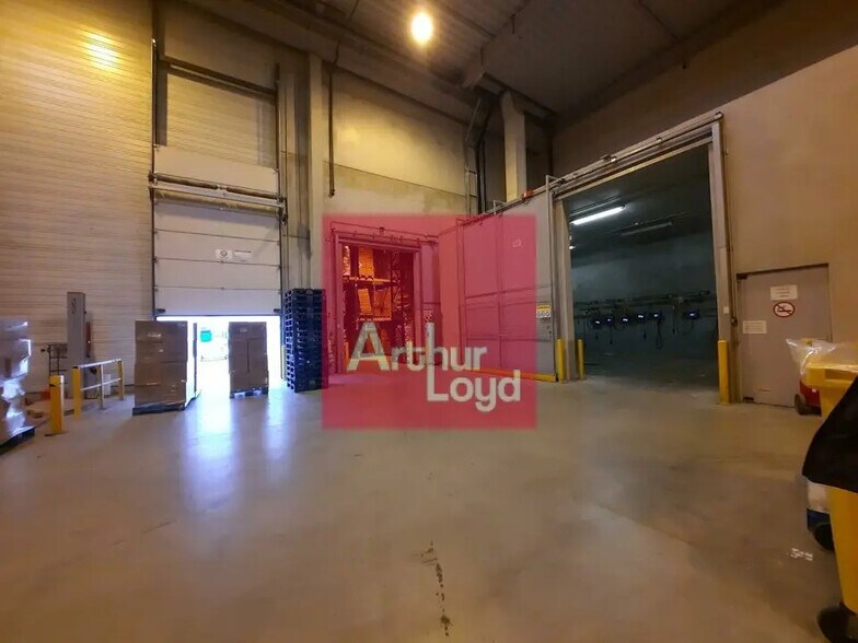 Industriel dans COURNON-D'AUVERGNE à louer - Photo intérieure - Image 3 de 6