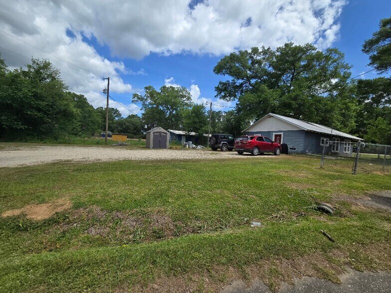 68201 Highway 41, Pearl River, LA à vendre - Photo du bâtiment - Image 2 de 3