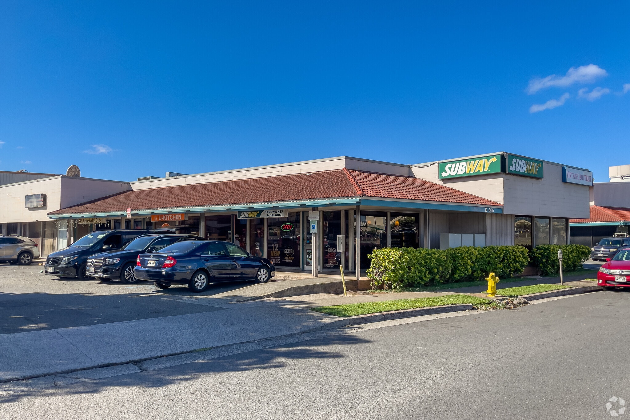 565 Kokea St, Honolulu, HI for lease Primary Photo- Image 1 of 8