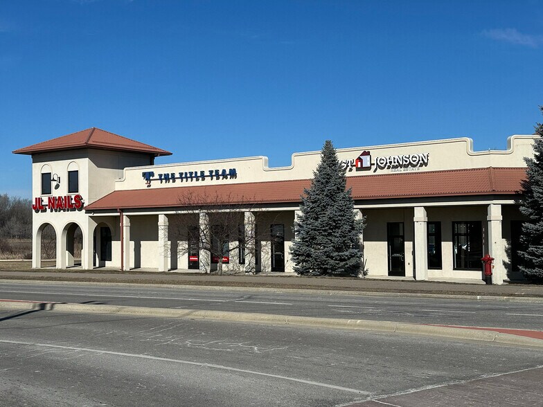 1101 2nd St S, Sartell, MN à louer - Photo du bâtiment - Image 3 de 14