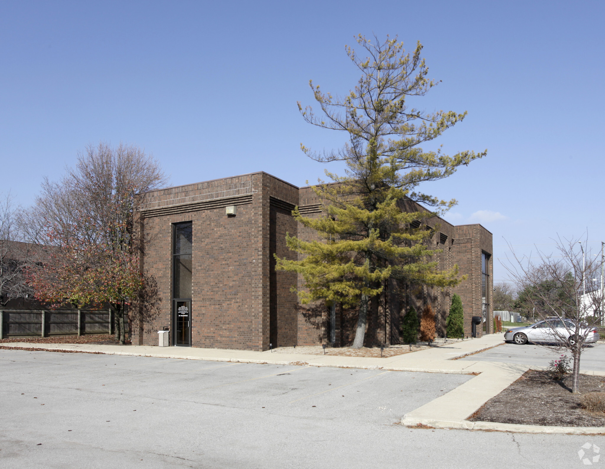 1625 Bethel Rd, Columbus, OH for lease Building Photo- Image 1 of 5