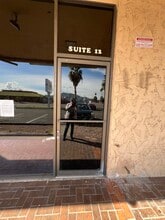 12416 N 28th Dr, Phoenix, AZ à louer Photo intérieure- Image 1 de 10