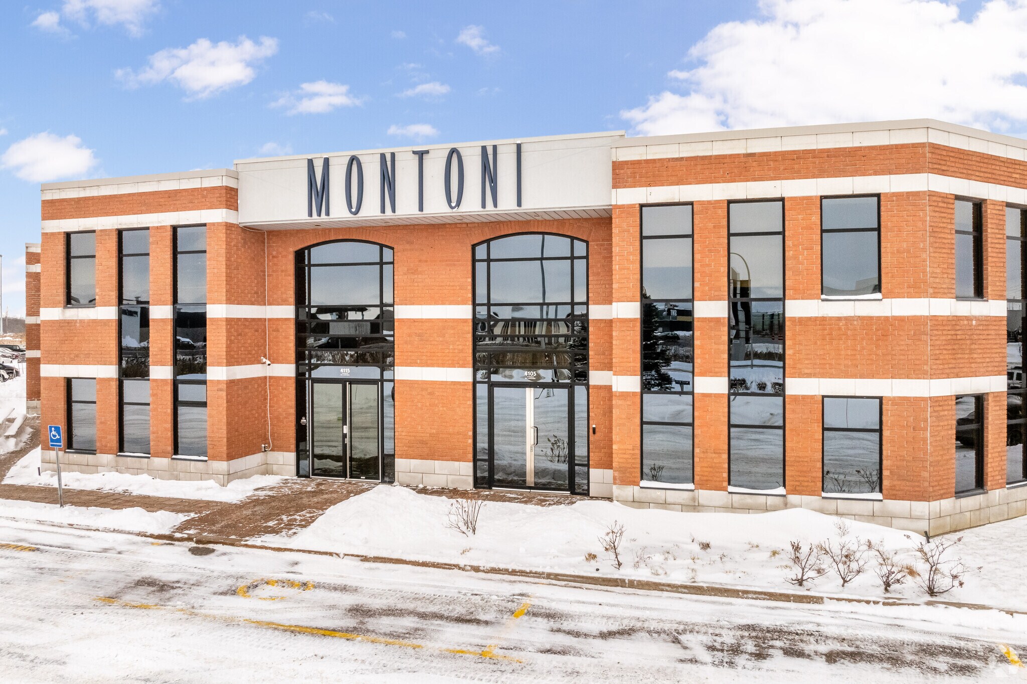 4115 Des Laurentides (A-15) E, Laval, QC à vendre Photo du bâtiment- Image 1 de 1