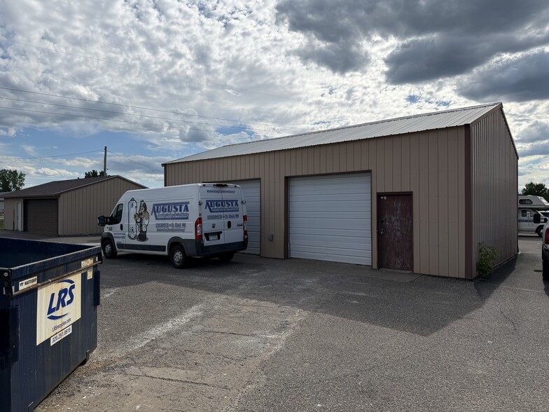 2805 Clearwater Rd, Saint Cloud, MN for lease - Building Photo - Image 2 of 3