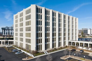 More details for 2015 Spring Rd, Oak Brook, IL - Office for Lease