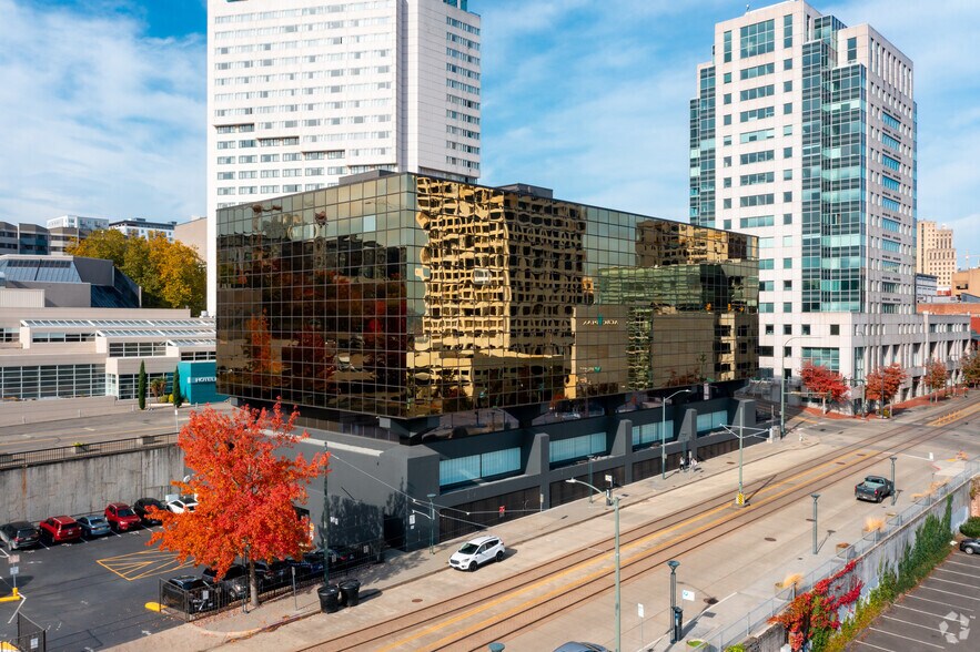 1313 Broadway, Tacoma, WA à louer - Photo du bâtiment - Image 1 de 7