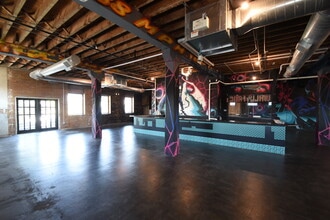 1100 Northern Pacific Ave N, Fargo, ND for lease Interior Photo- Image 2 of 5