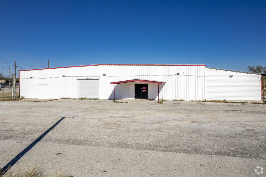 1457 S Highway 181, Karnes City, TX for sale - Building Photo - Image 2 of 6