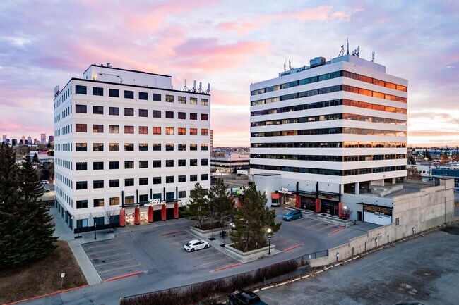 Plus de détails pour 5920 Macleod Trl SW, Calgary, AB - Bureau à louer