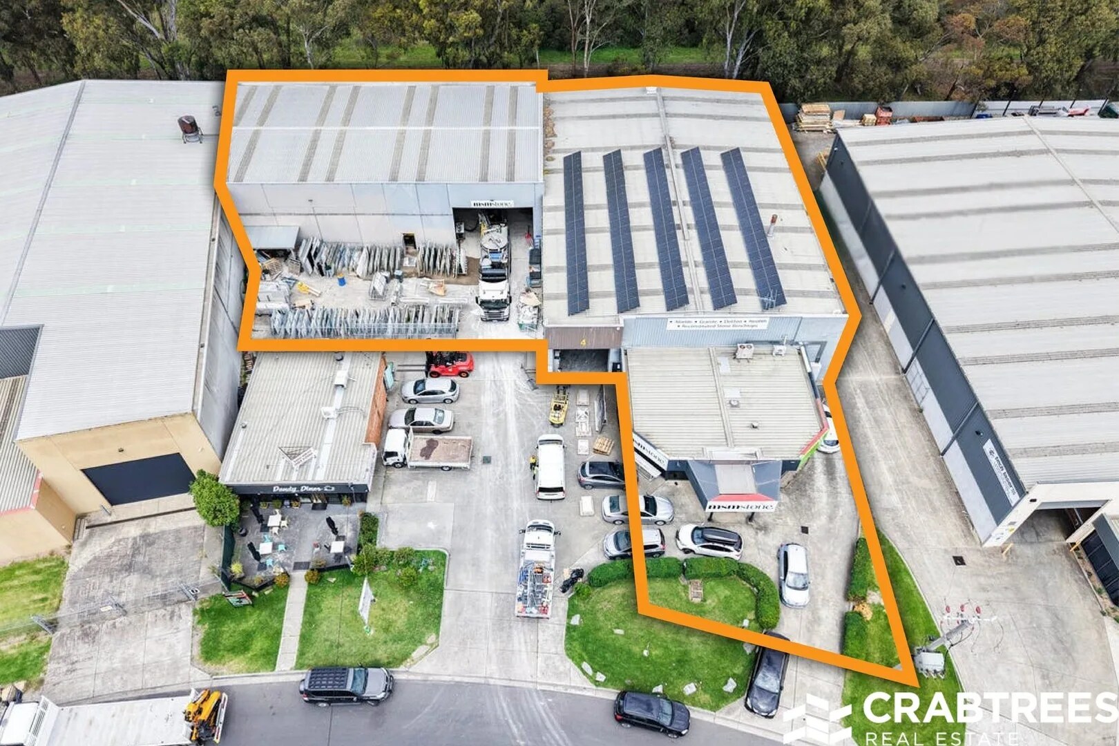 4 Commercial Dr, Dandenong South for lease Primary Photo- Image 1 of 2