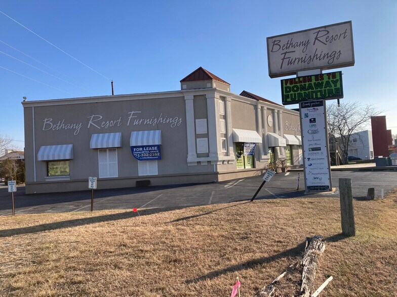 939 N Pennsylvania Ave, Bethany Beach, DE à louer - Photo du bâtiment - Image 2 de 8