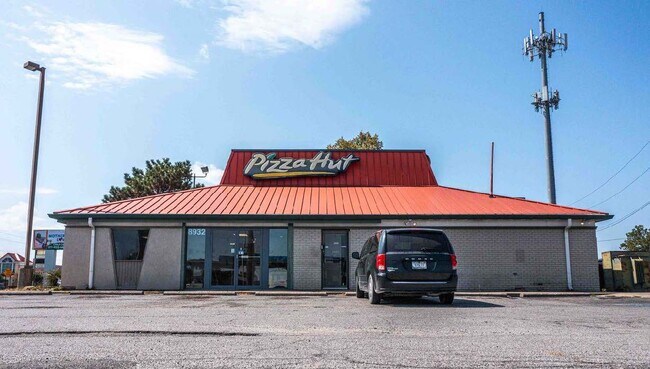 More details for 8932 E 38th St, Indianapolis, IN - Retail for Sale