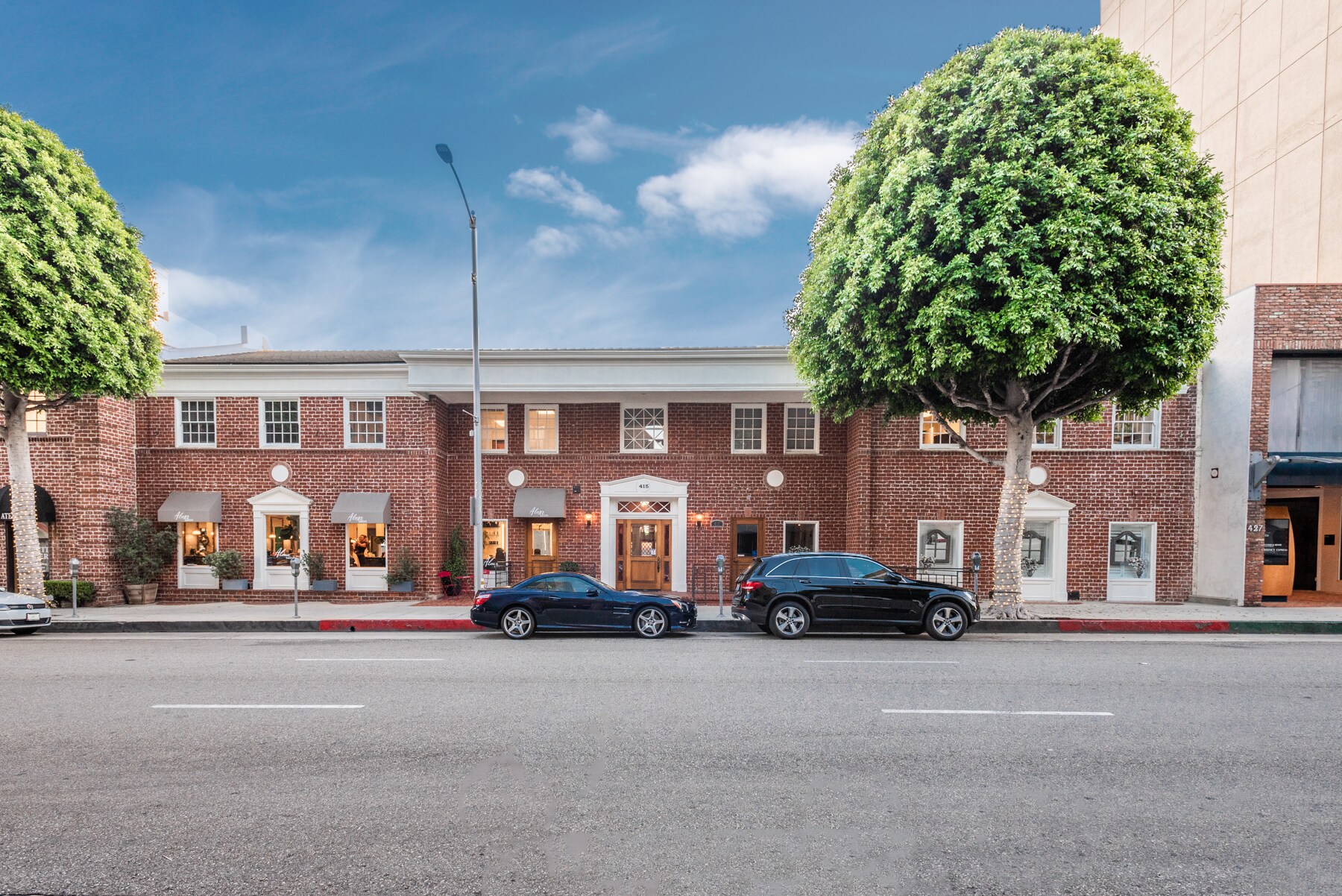 415-417 N Camden Dr, Beverly Hills, CA à louer Photo du bâtiment- Image 1 de 9