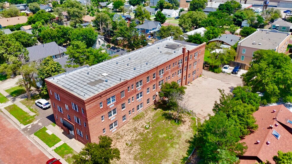 2217 S Polk St, Amarillo, TX à vendre - Photo du bâtiment - Image 2 de 6