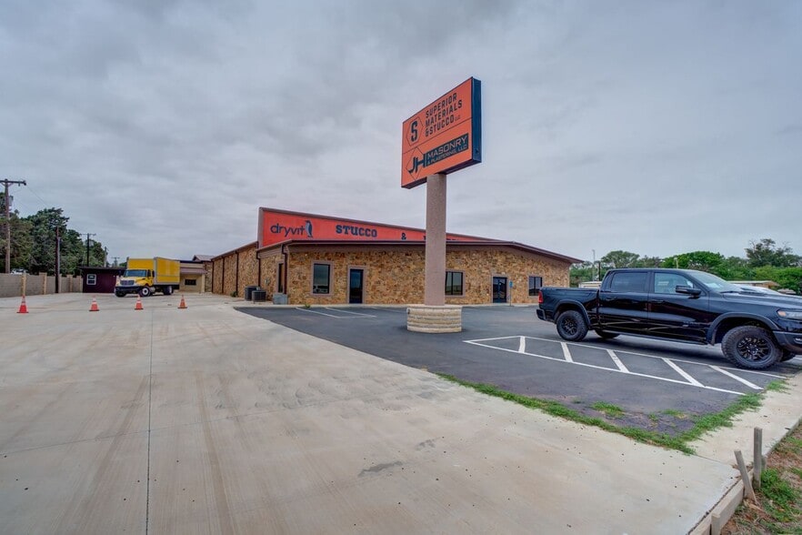 4805 N Interstate 27, Lubbock, TX for sale - Building Photo - Image 2 of 28